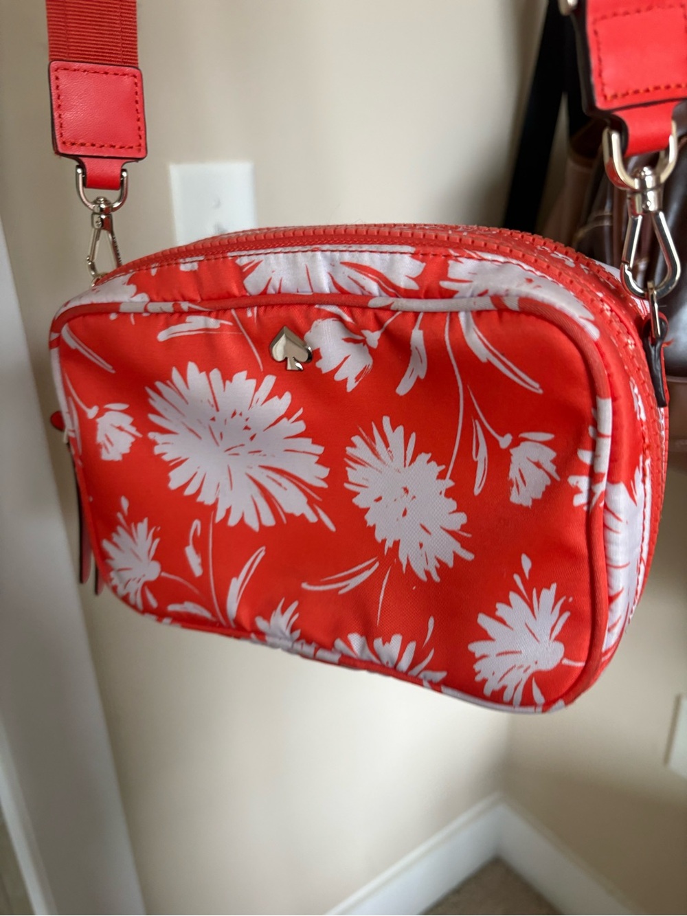 kate spade orange and White Floral Crossbody Bag